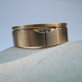 Designring met diamant geelgoud